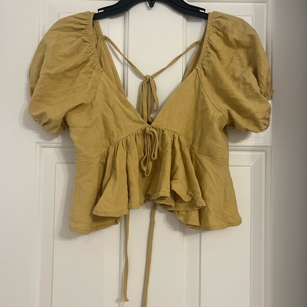 Vestique Yellow Puff Sleeve Crop Top